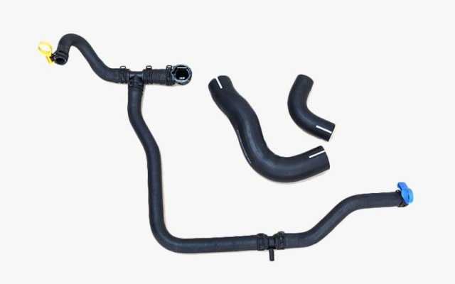 發(fā)動機(jī)冷卻水管